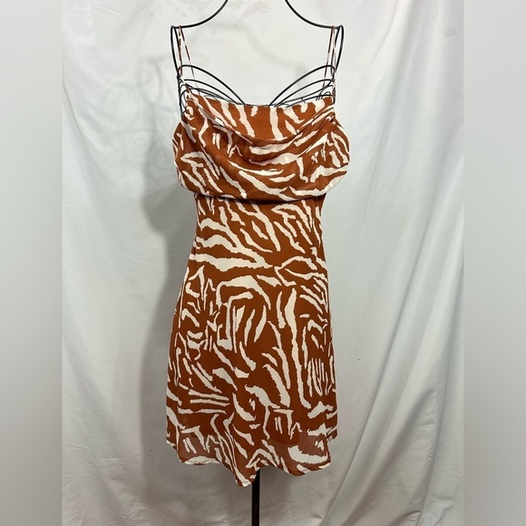 Le Lis brown animal print chiffon cowl neck mini dress size L - Picture 1 of 11